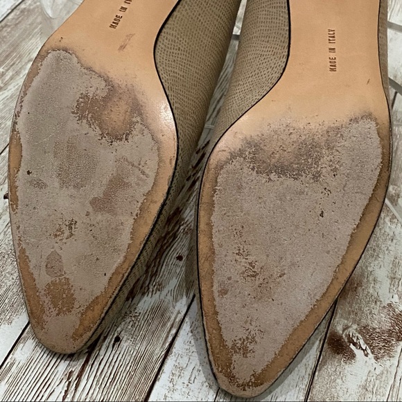 SALVATORE FERRAGAMO Nude Beige Textured Leather Low Heel Pumps Size 8 AAAA - Picture 15 of 15